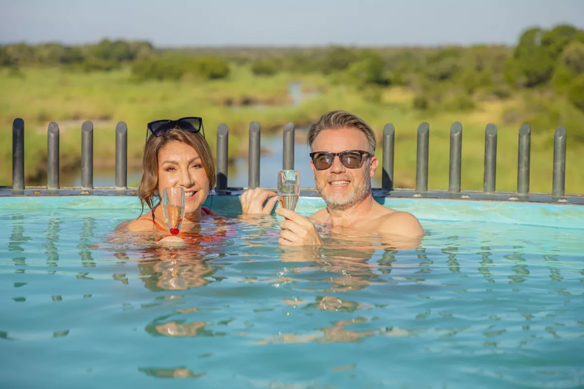 TX4 GARYJANE41 scaled